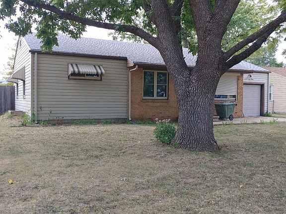 3rd image of 758 Vassar Dr