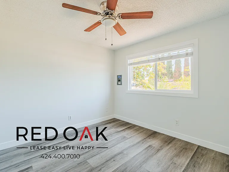 111 W Del Amo Blvd #6 — Photo 13