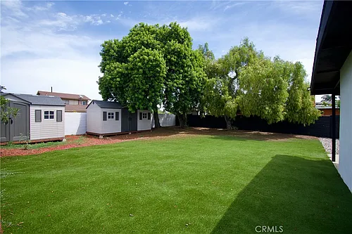 820 Iris Ave Photo 1 820 Iris Ave Photo 1