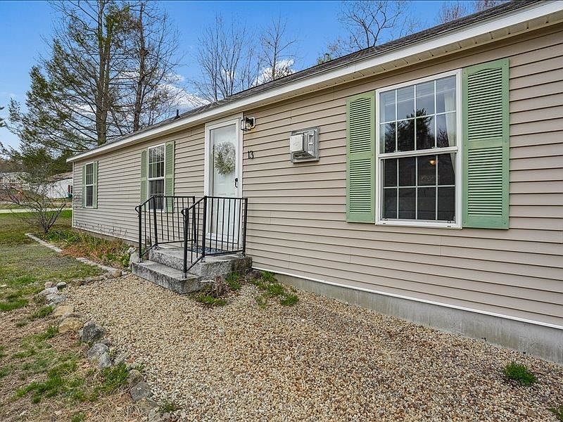 1st image of 13 Sparrow Drive