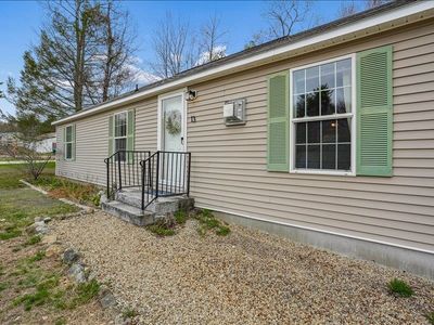 13 Sparrow Drive, Barrington, NH, 03825