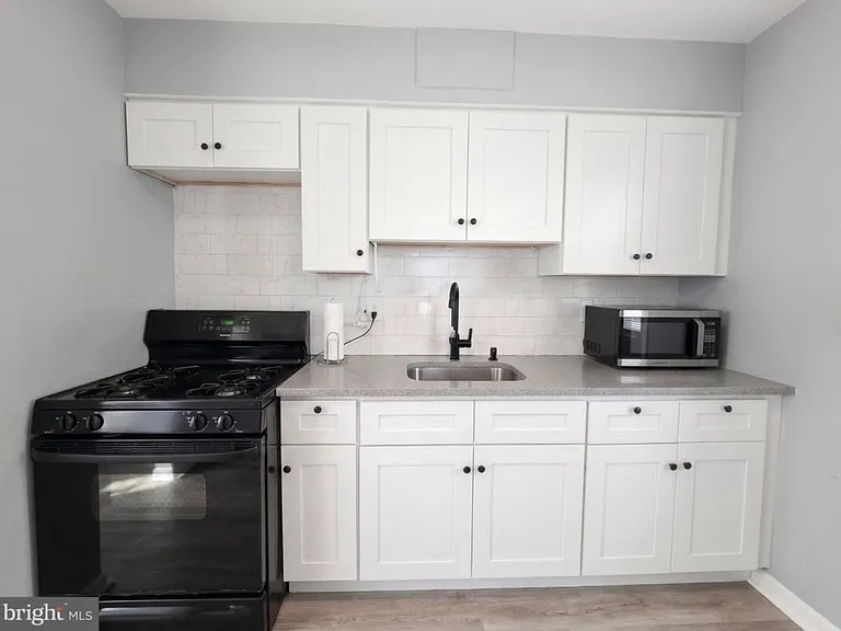 6036 Lawndale Ave #1 — Photo 9