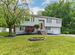 322 Ash St, Reading, MA 01867