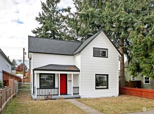1718 Rockefeller Ave, Everett, WA 98201