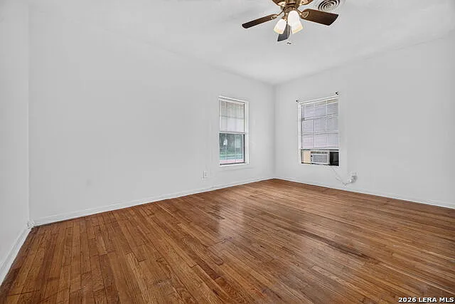 239 Nock Ave — Photo 16