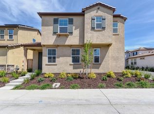 9911 Del Surf Ln, Elk Grove, CA 95757