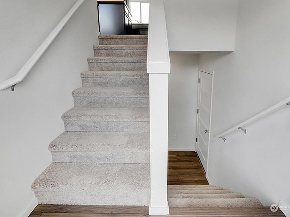 4th image of 7732 273rd Street NW