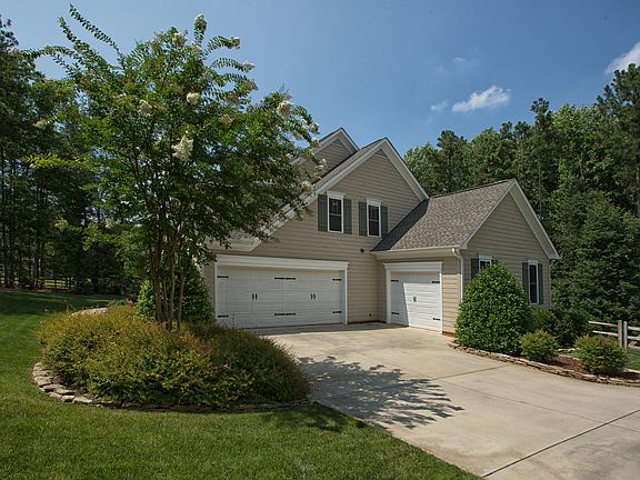 2nd image of 107 Bells Run Ct