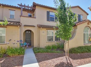 8342 Crystal Walk Cir, Elk Grove, CA 95758