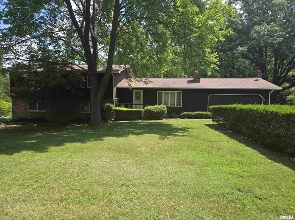 253 New Cedar Hill Rd, Carbondale, IL 62902