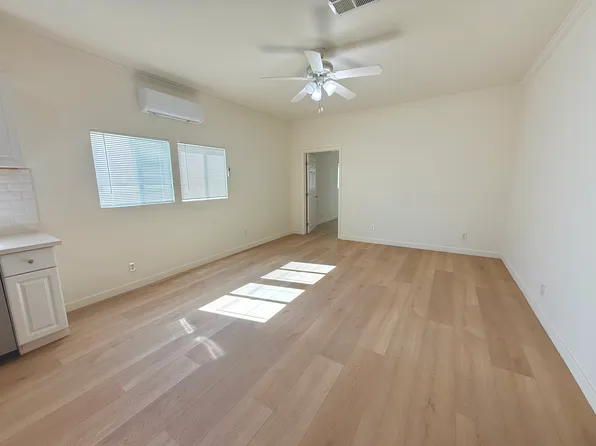 2870 1/2 W 8th St, Los Angeles, CA 90005