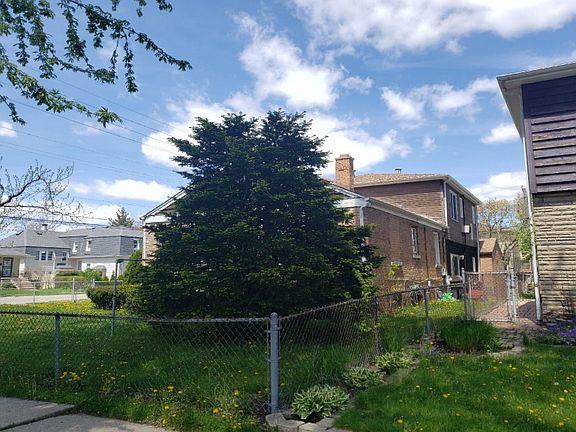 2nd image of 9746 King St