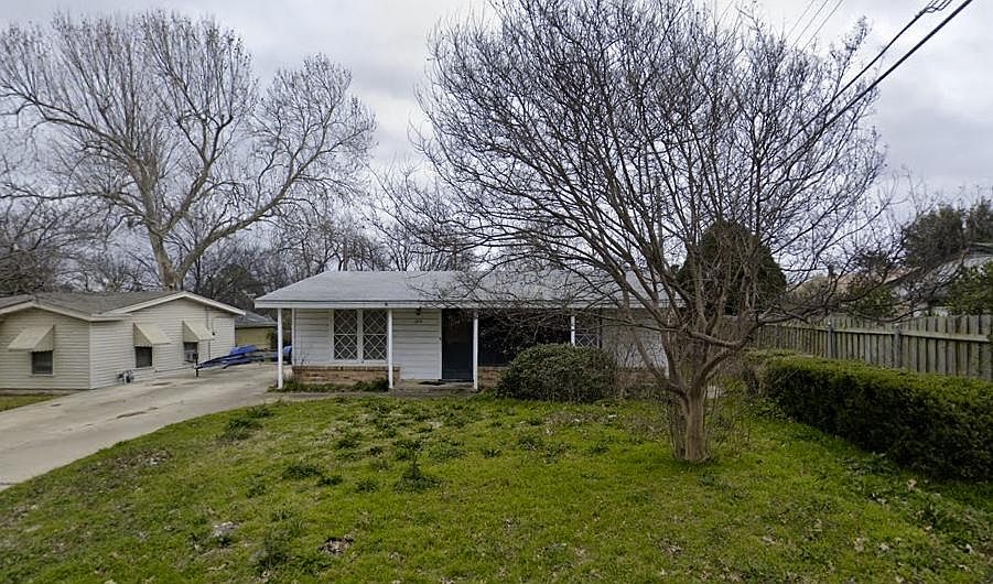 1st image of 1213 Diana Dr