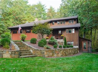 264 Arch Rd, Avon, CT 06001