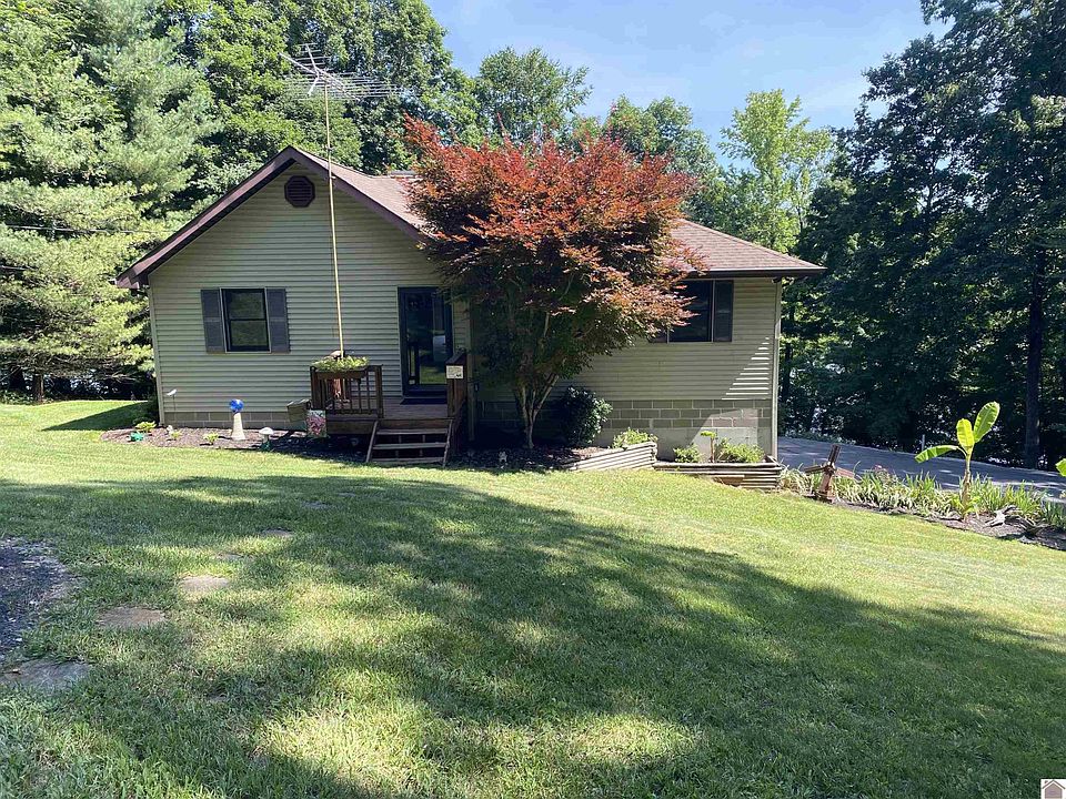 1st image of 76 Motley Cir