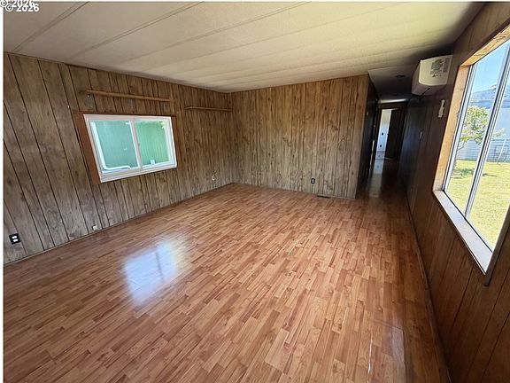 3rd image of 800 King St #22