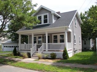 52 Oakland Ave, Quincy, MA 02170