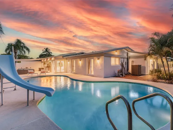 1321 NE 42nd Street, Oakland Park, FL 33334