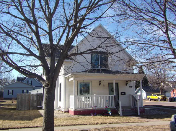 501 S Wisconsin St, Mitchell, SD 57301