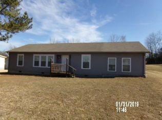 153 Holden Rd, Killen, AL 35645