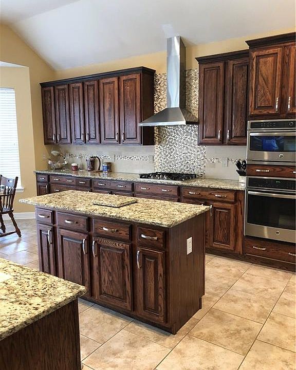 2nd image of 1324 Wildflower Ln