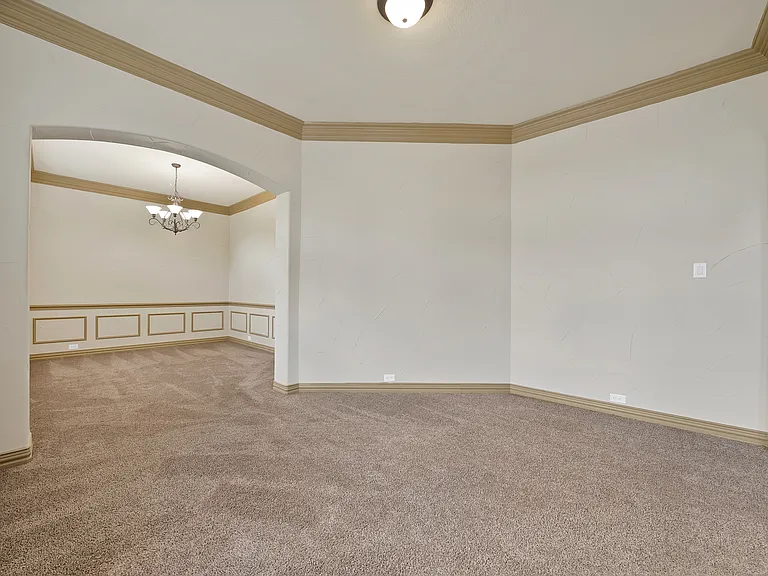 2245 Homestead Ln — Photo 10
