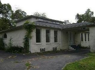 2604 Lorrick Ln, Sewickley, PA