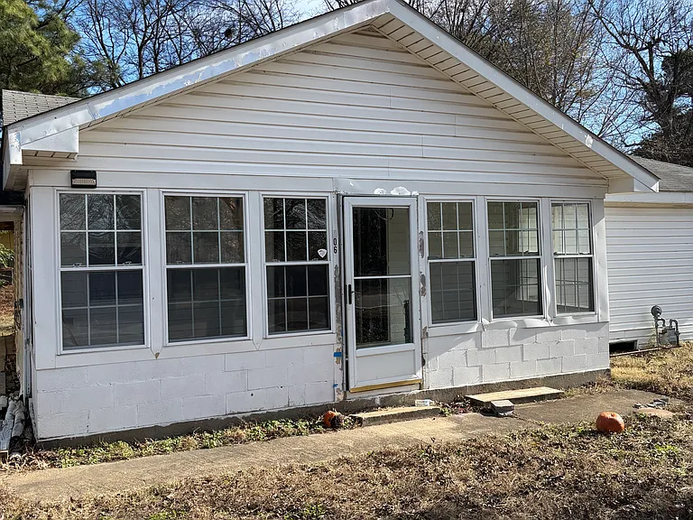 706 Beauchamp St — Photo 10