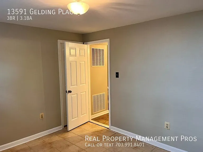 13591 Gelding Pl — Photo 23
