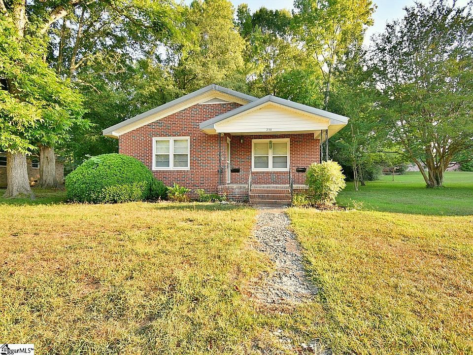 1st image of 239 Eastbrook Dr