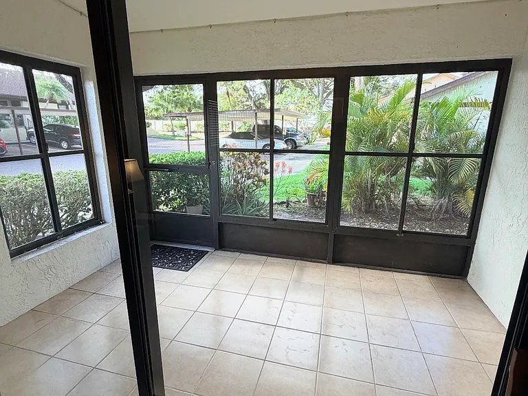 1341 Azalea Dr #1 — Photo 26