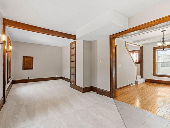 5th image of 4129 5th St NE