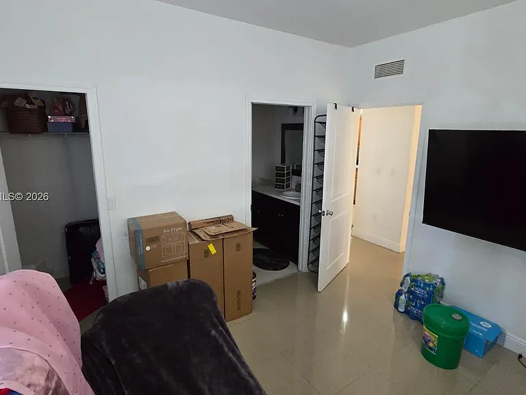 2900 SE 17th Ave #100 — Photo 12