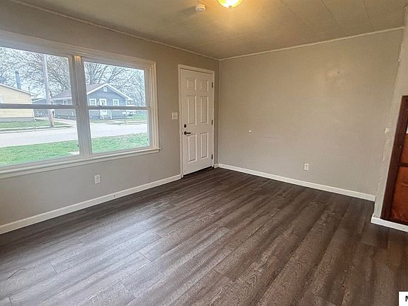 3rd image of 412 29th St SW