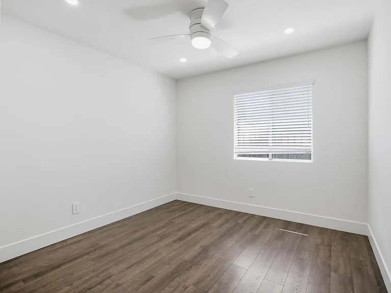 23856 Silver Summit Ct — Photo 25