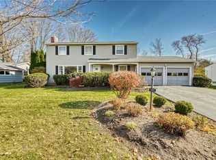 150 Ashley Dr, Rochester, NY 14620