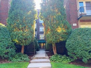 118 Longhill St APT 3, Springfield, MA 01108