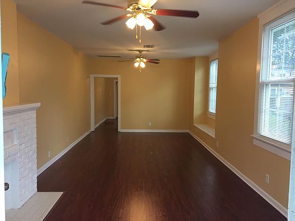 2nd image of 4426 Venus St
