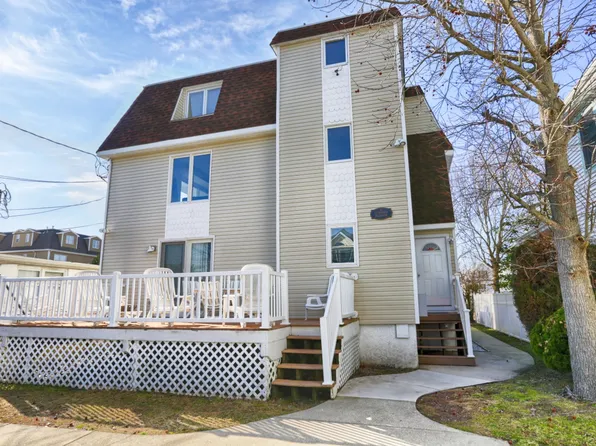 12 N Madison Ave #C, Margate, NJ 08402