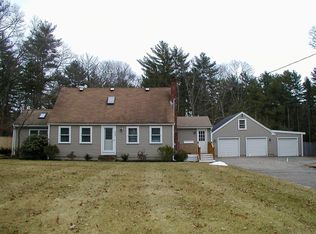 343 Holmes St, Halifax, MA 02338