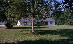 2nd image of 606 Shanghai Rd