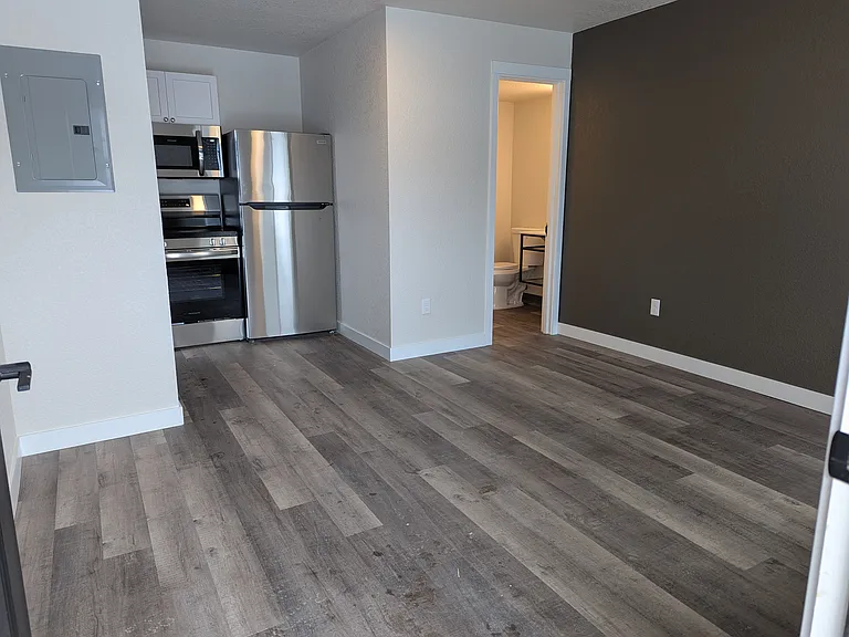 640 E Idaho St #203 — Photo 1