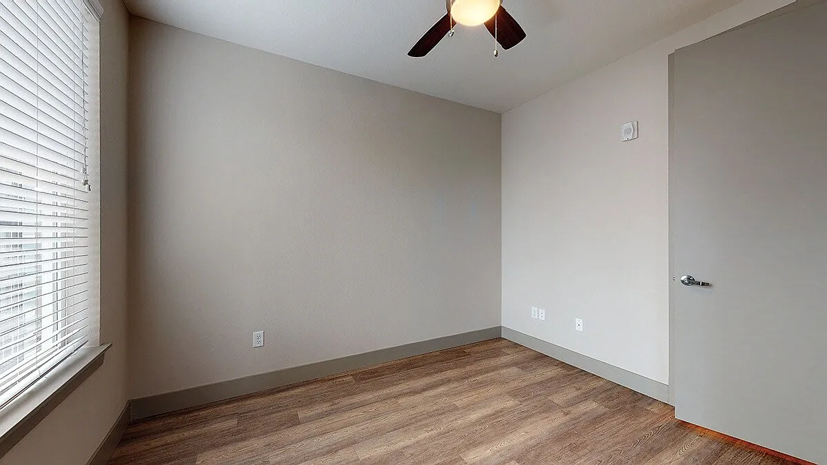 1 bed, 545 sqft, $1,503 — Photo 3