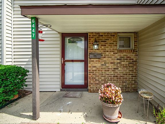 4th image of 6447 Harbinger Ln