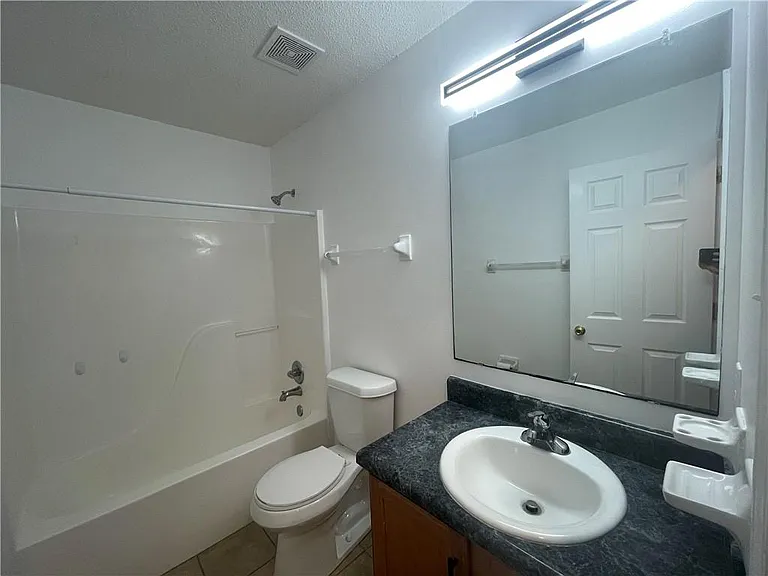 6882 Red Cedar Dr — Photo 8