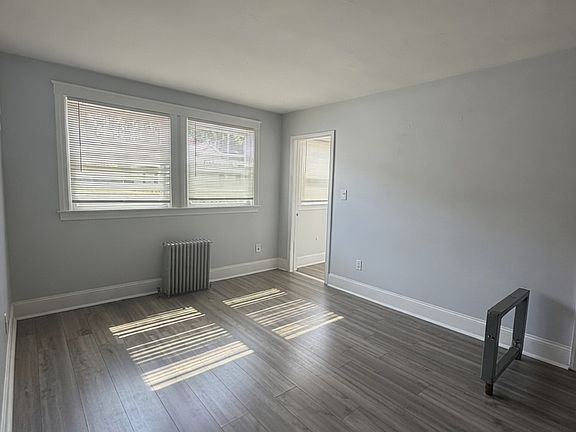 2nd image of 333 Main Rd Unit 7