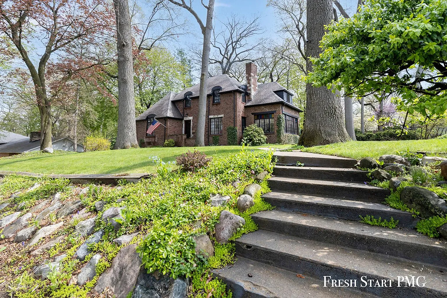 28 Woodmer Ln photo 1