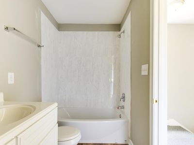 2403 Gordon Ln, Richmond, VA, 23223