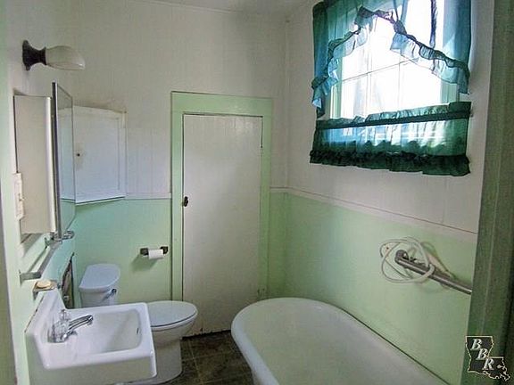 4th image of 914 President St