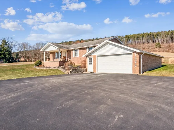 1577 Indian Creek Valley Rd, Melcroft, PA 15462